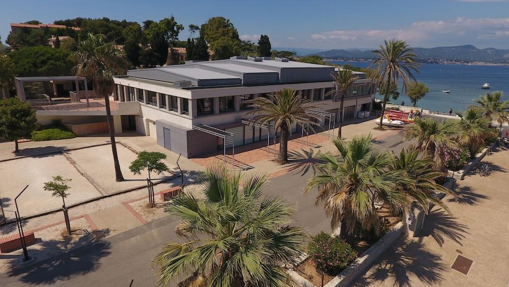 Hotel Helios - Ile des Embiez Six-Fours-les-Plages Exterior foto