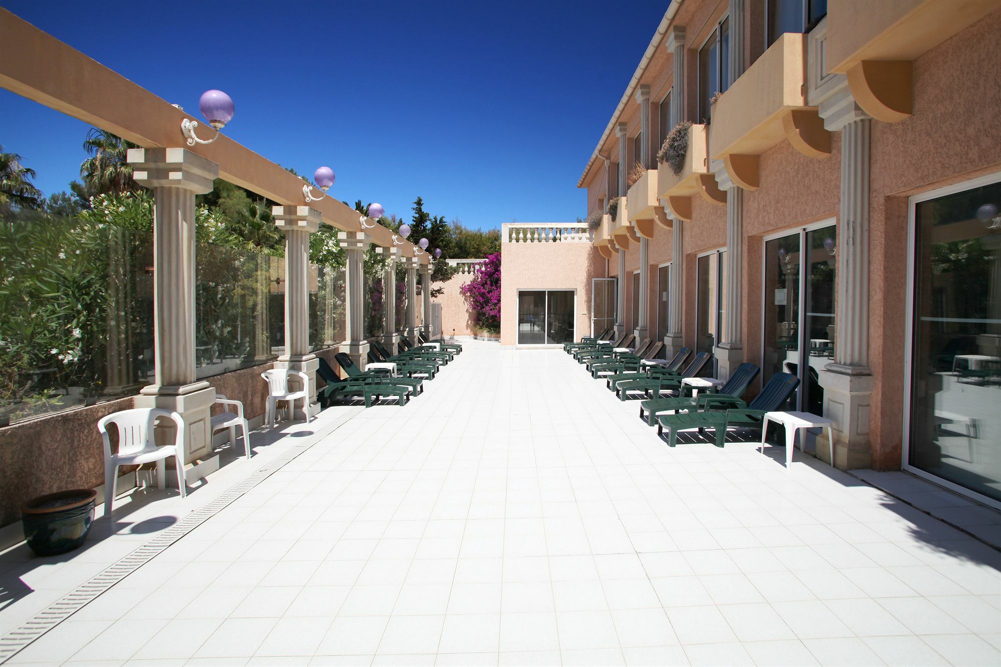 Hotel Helios - Ile des Embiez Six-Fours-les-Plages Exterior foto
